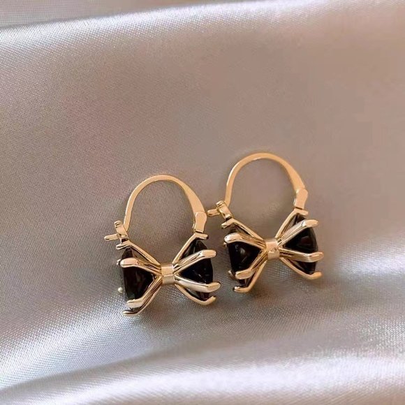 Light luxe zircon bow ear buckle female - Picture 6 of 7